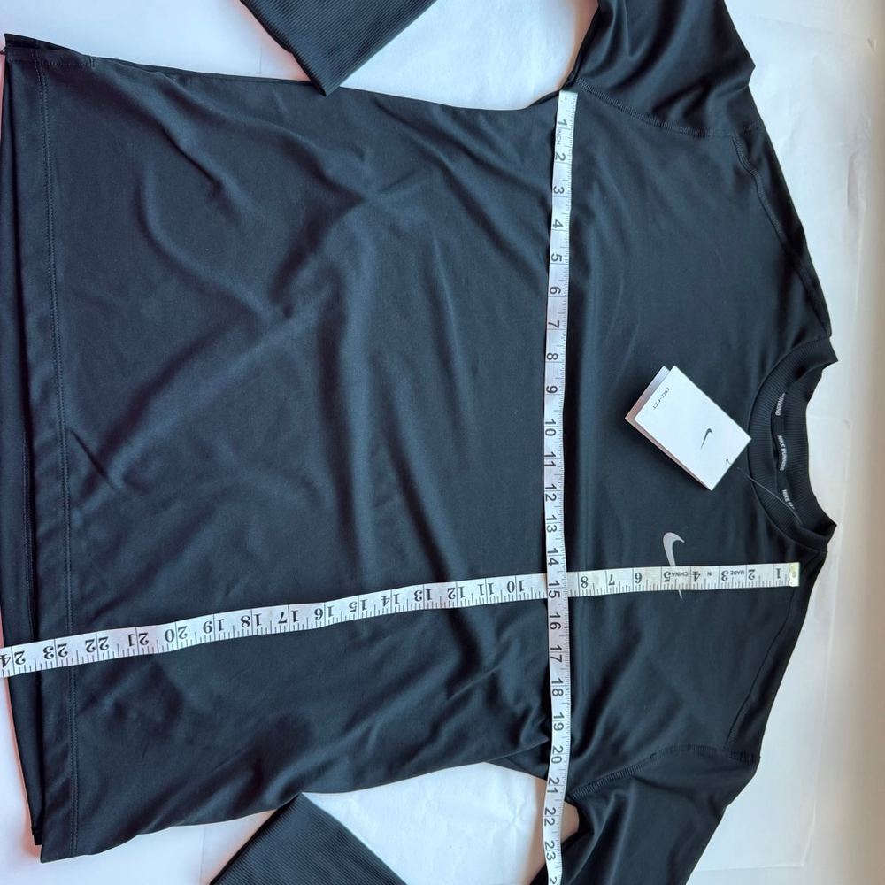 Nike Women’s Crew Neck Long Sleeve Quick Dry Active Jersey Shirt Black Medium - Picture 4 of 12